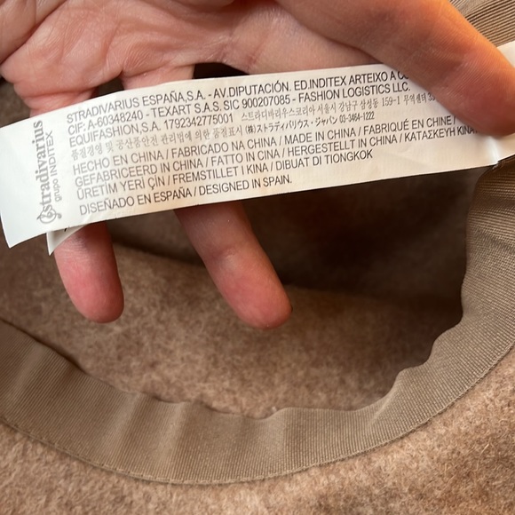 Stradivarious 100% wool tan/beige Fedora hat - Picture 4 of 4
